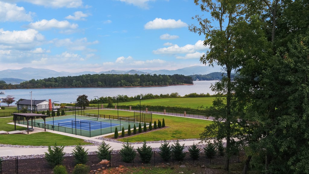 1729-B Watercrest Way #b