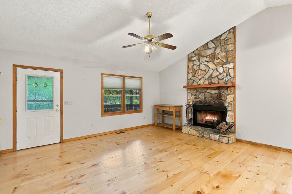 685 Riverview Drive
