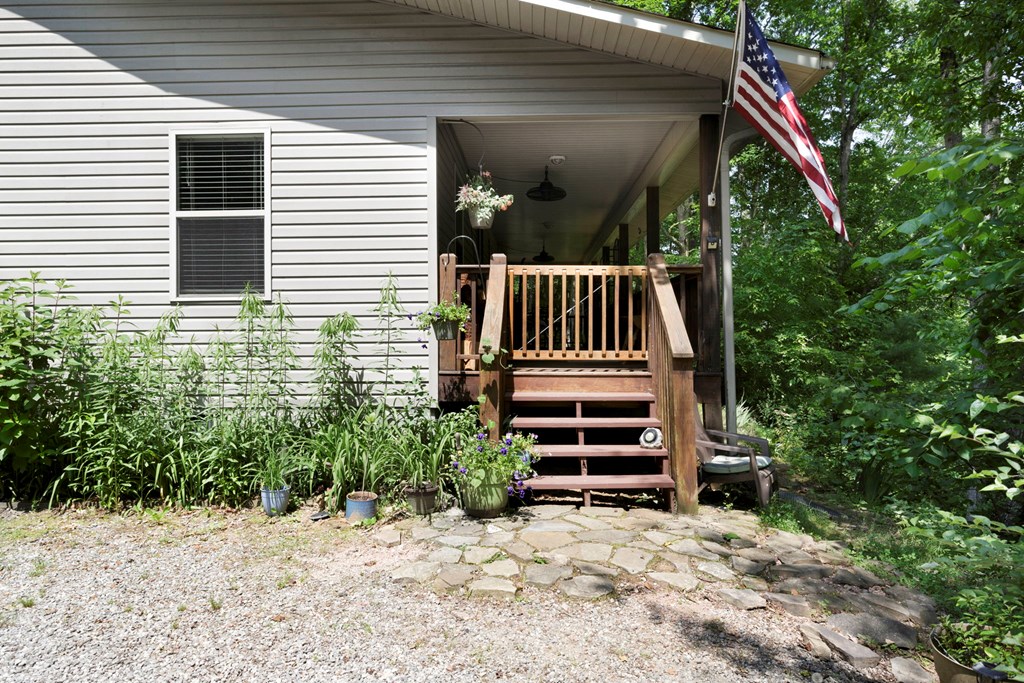 49 Hampton Lane