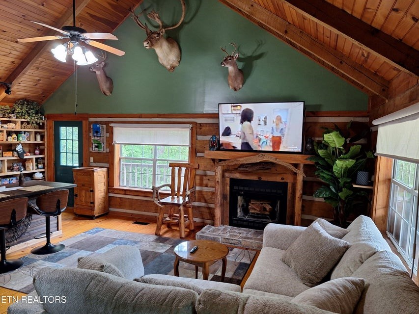 125 Hiwassee Circle