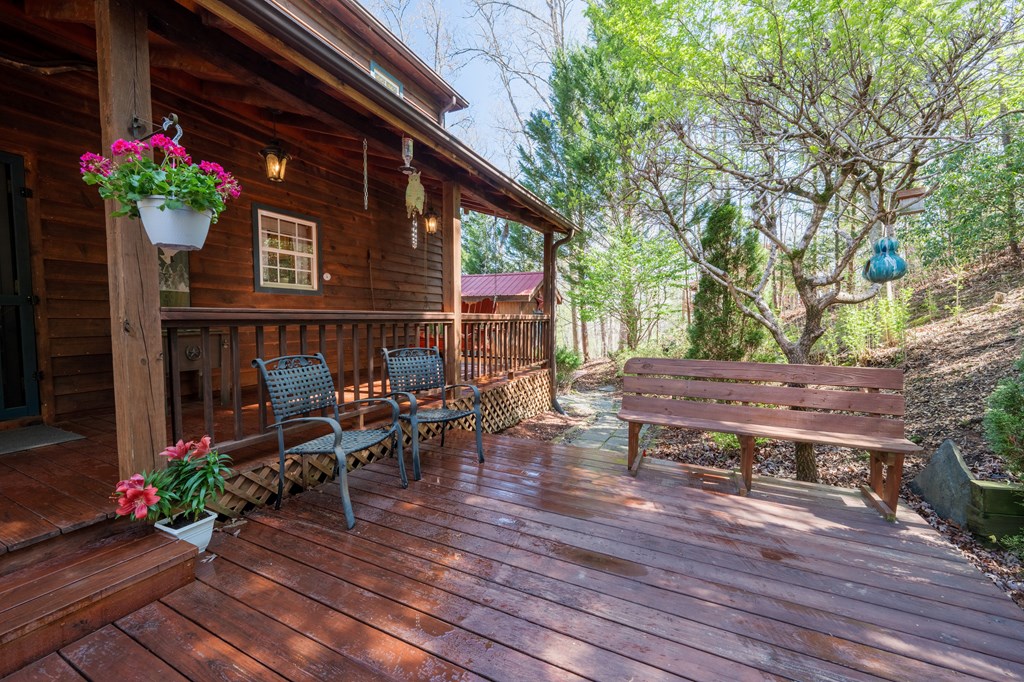 280 Northwoods Circle