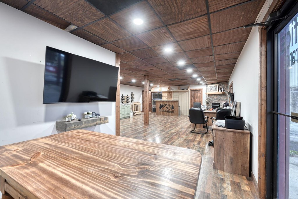 86 Old Blue Ridge Hwy