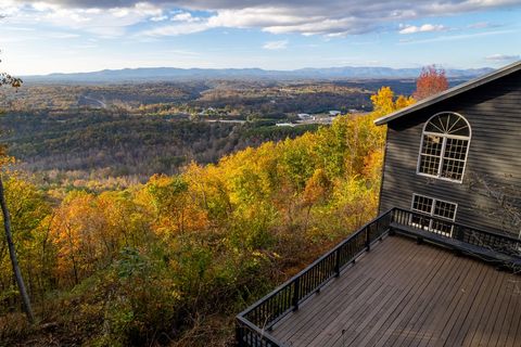 A home in Ellijay