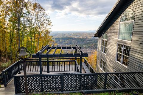 A home in Ellijay