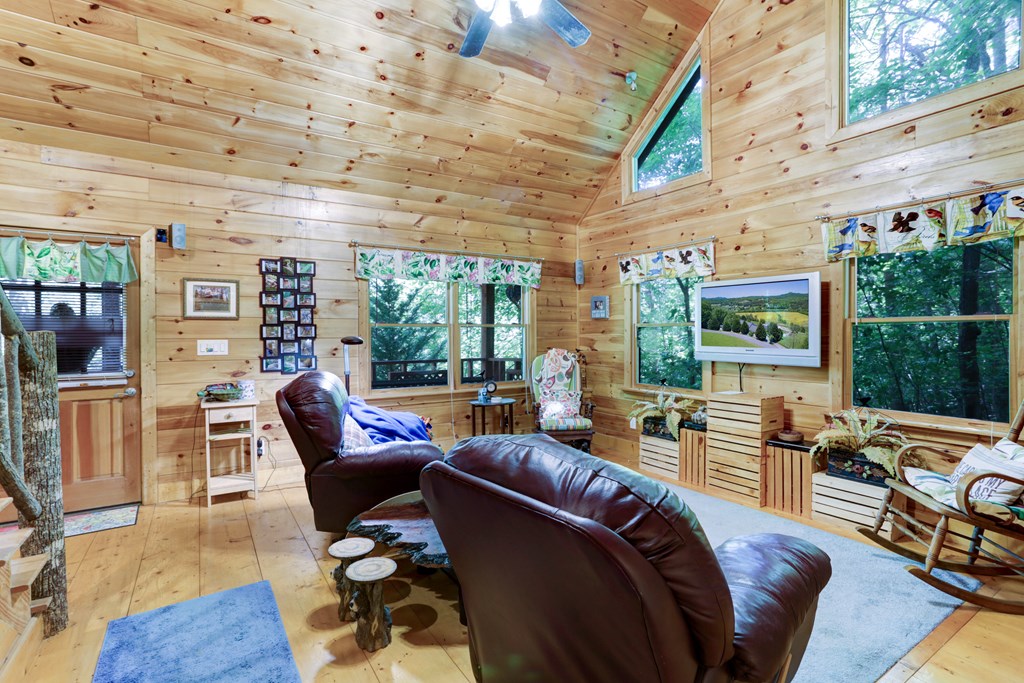 1380 Deerfield Drive