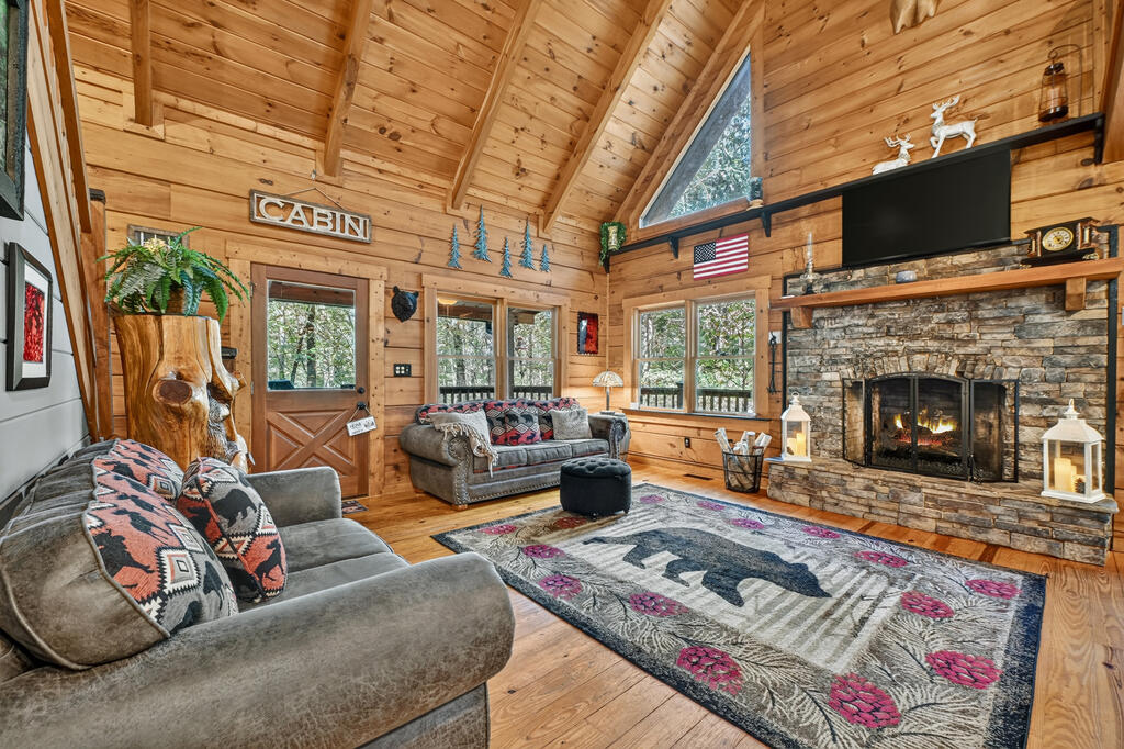 196 Mossy Rock Lane