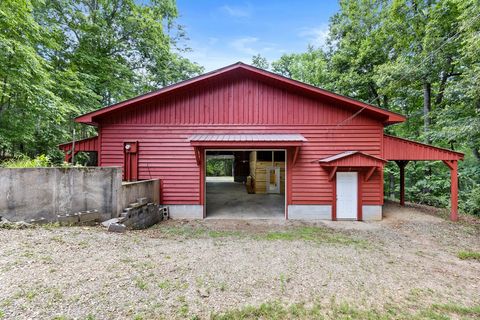 A home in Blairsville