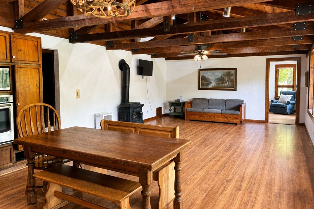 Ellijay, Georgia, 30540, United States, 3 Bedrooms Bedrooms, ,3 BathroomsBathrooms,Residential,Active,2044998