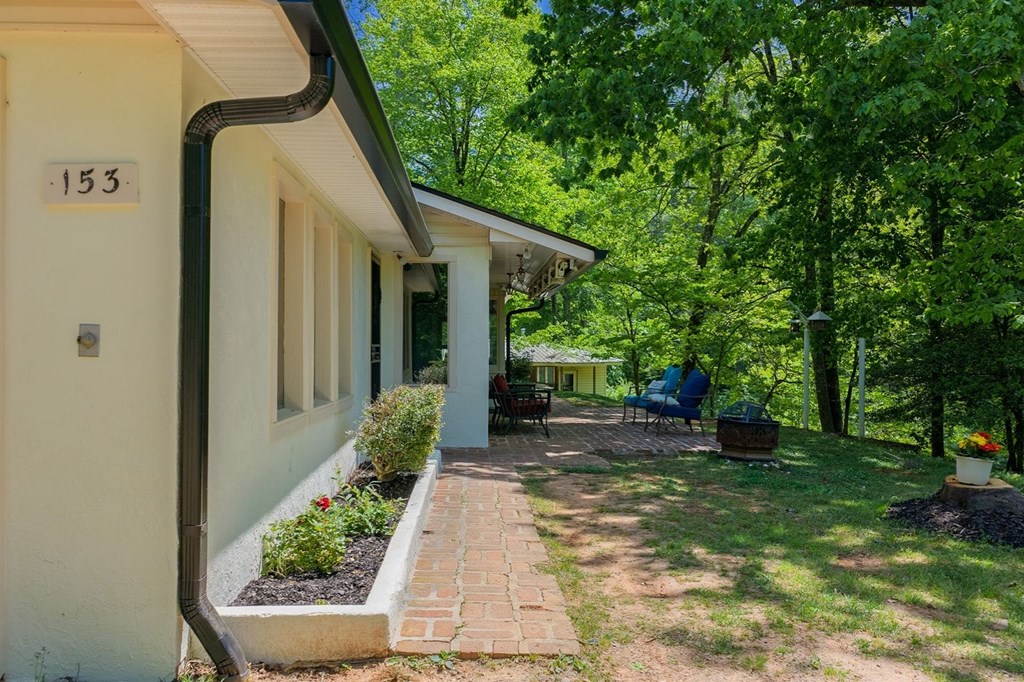 Ellijay, Georgia, 30540, United States, 3 Bedrooms Bedrooms, ,3 BathroomsBathrooms,Residential,Active,2044998