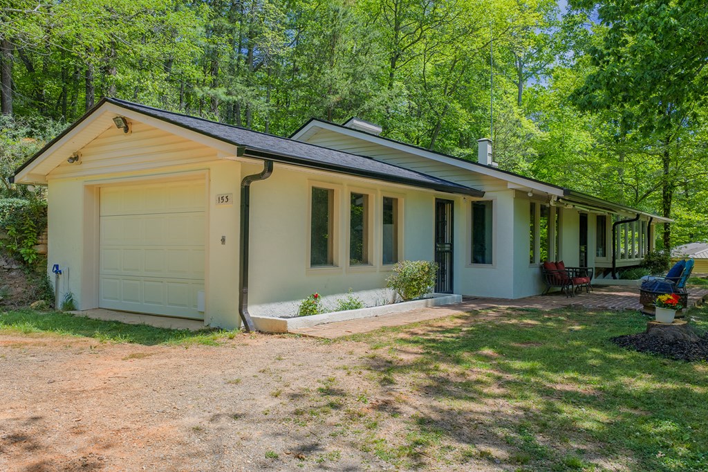 Ellijay, Georgia, 30540, United States, 3 Bedrooms Bedrooms, ,3 BathroomsBathrooms,Residential,Active,2044998