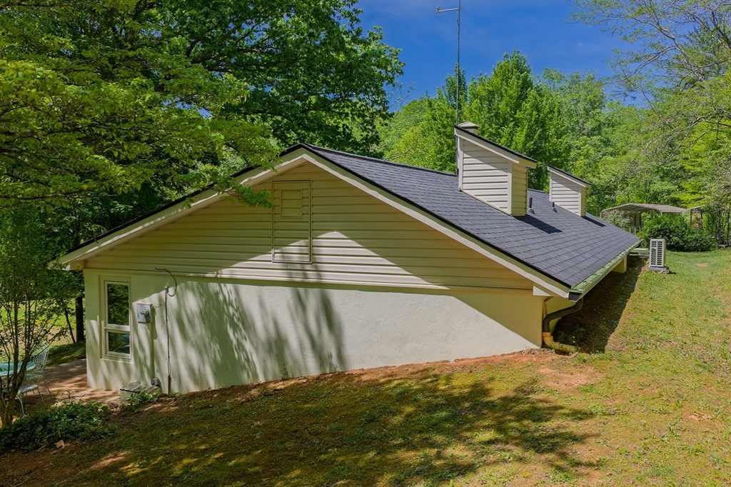 Ellijay, Georgia, 30540, United States, 3 Bedrooms Bedrooms, ,3 BathroomsBathrooms,Residential,Active,2044998