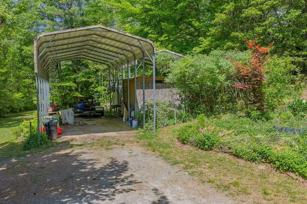 Ellijay, Georgia, 30540, United States, 3 Bedrooms Bedrooms, ,3 BathroomsBathrooms,Residential,Active,2044998