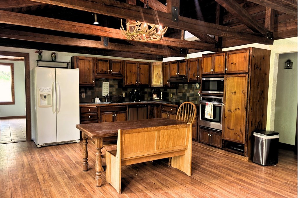 Ellijay, Georgia, 30540, United States, 3 Bedrooms Bedrooms, ,3 BathroomsBathrooms,Residential,Active,2044998