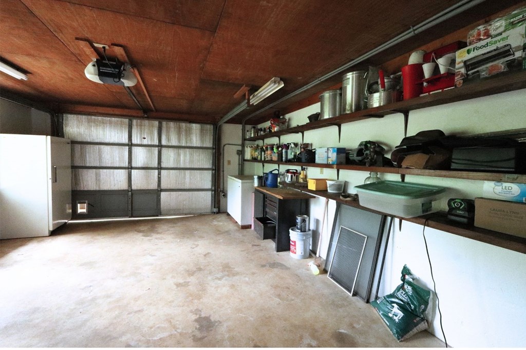 Ellijay, Georgia, 30540, United States, 3 Bedrooms Bedrooms, ,3 BathroomsBathrooms,Residential,Active,2044998