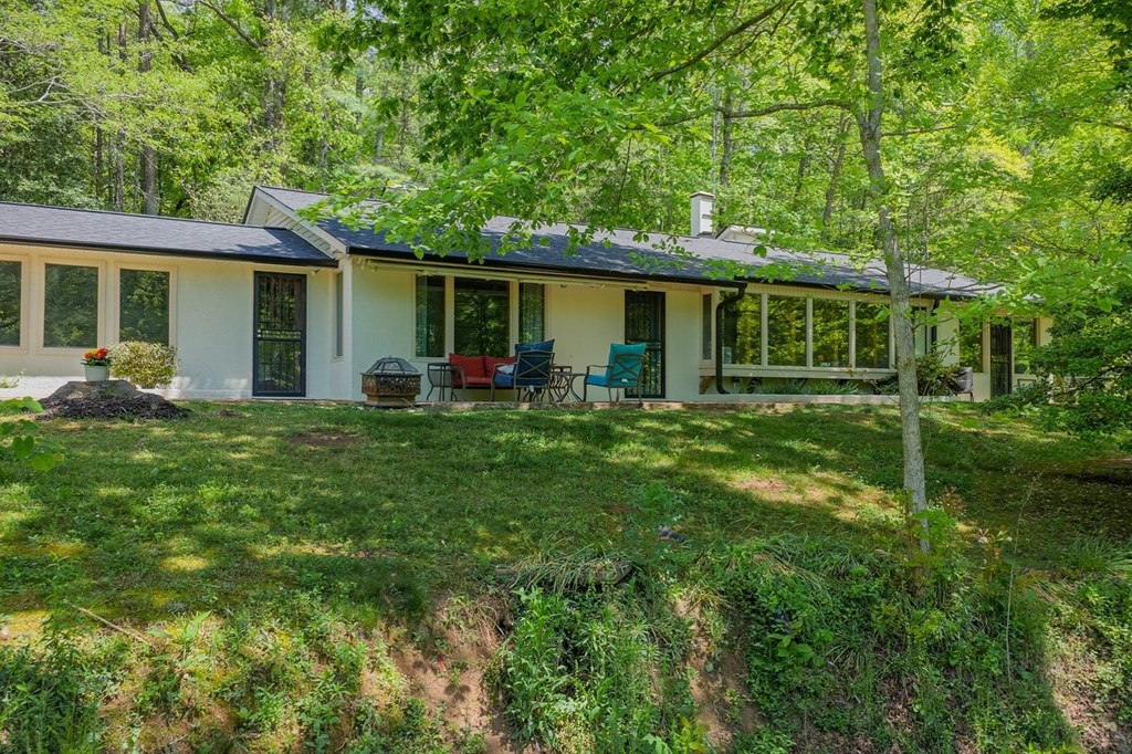 Ellijay, Georgia, 30540, United States, 3 Bedrooms Bedrooms, ,3 BathroomsBathrooms,Residential,Active,2044998