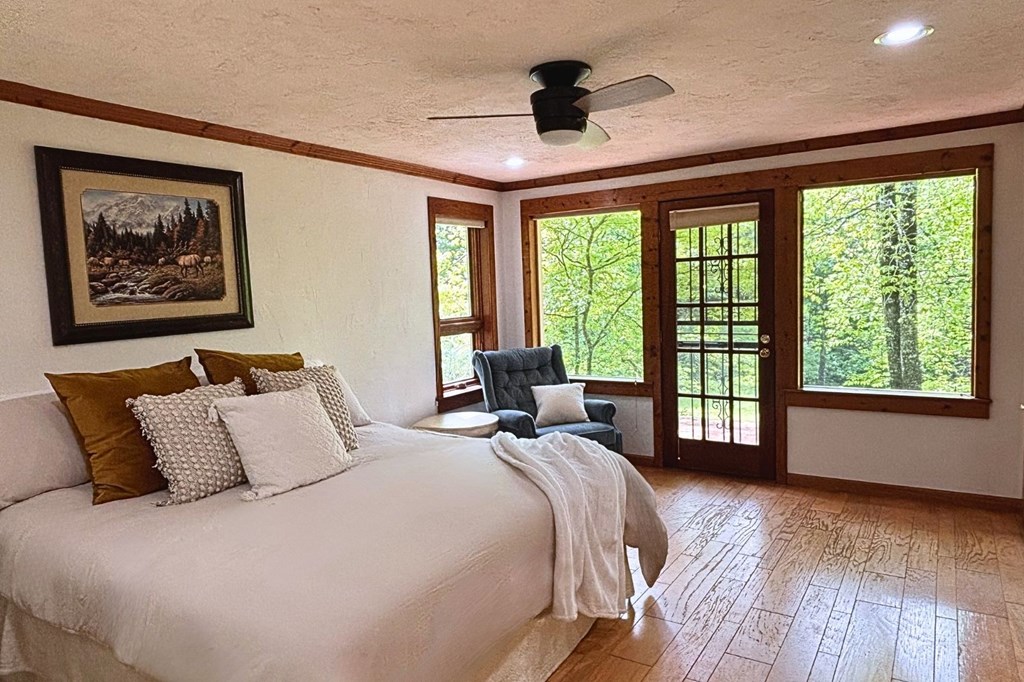 Ellijay, Georgia, 30540, United States, 3 Bedrooms Bedrooms, ,3 BathroomsBathrooms,Residential,Active,2044998