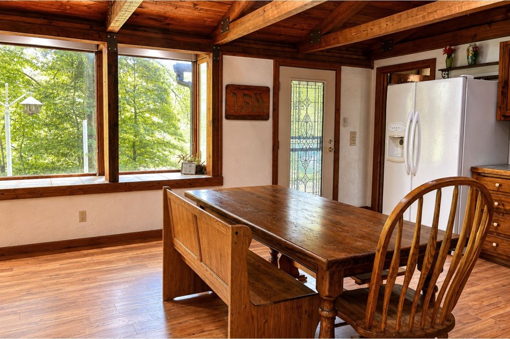 Ellijay, Georgia, 30540, United States, 3 Bedrooms Bedrooms, ,3 BathroomsBathrooms,Residential,Active,2044998