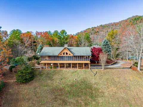 A home in Hayesville