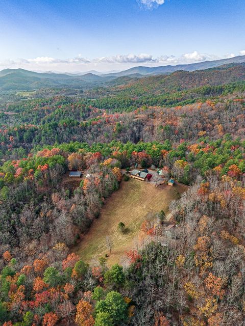 A home in Hayesville