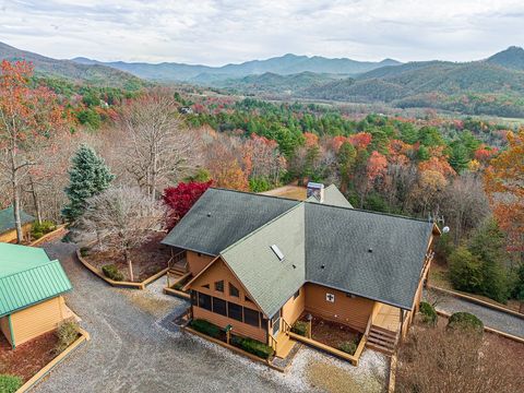 A home in Hayesville