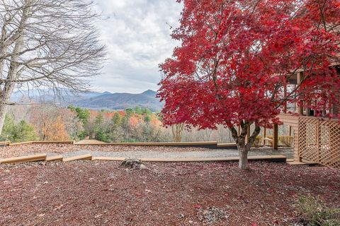 A home in Hayesville