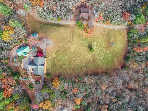 A home in Hayesville