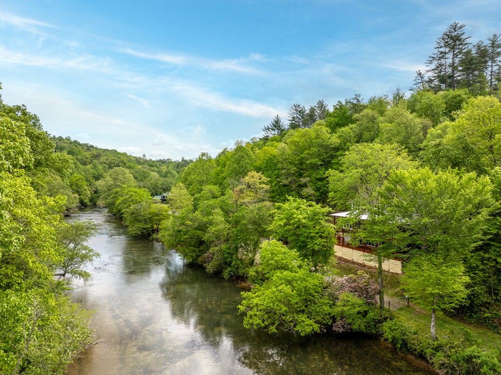 261 Riverview Drive