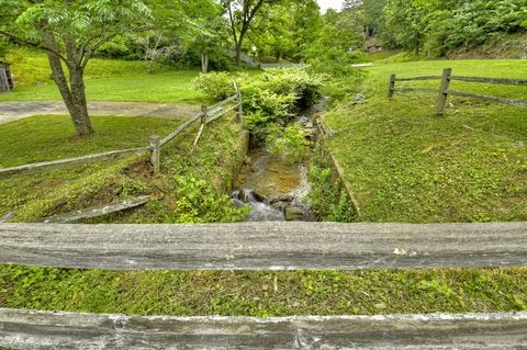 A home in Ellijay