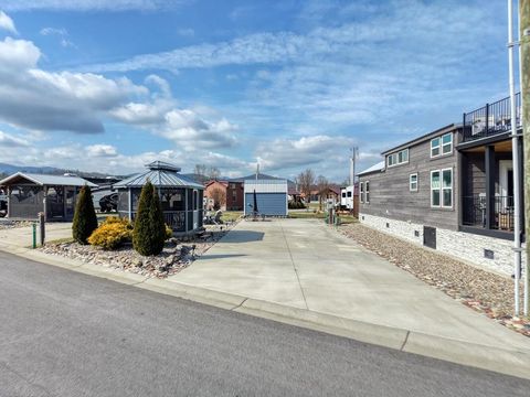 310 Mountain Creek Road Blairsville GA 30512