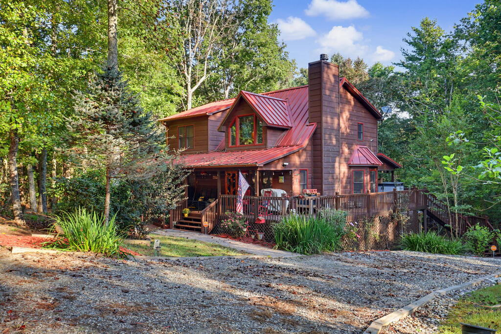540 Emerine Road