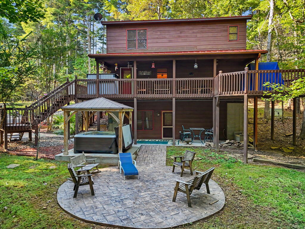 540 Emerine Road