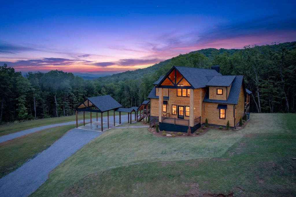 281 High Summit Drive