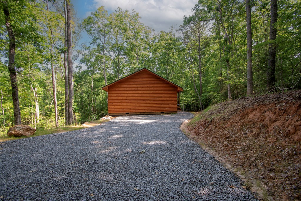 155 Stone Crest Lane