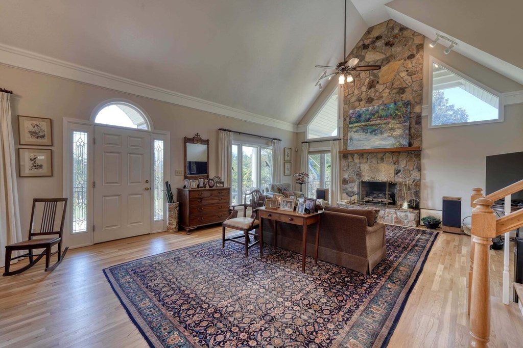 208 Rich Drive