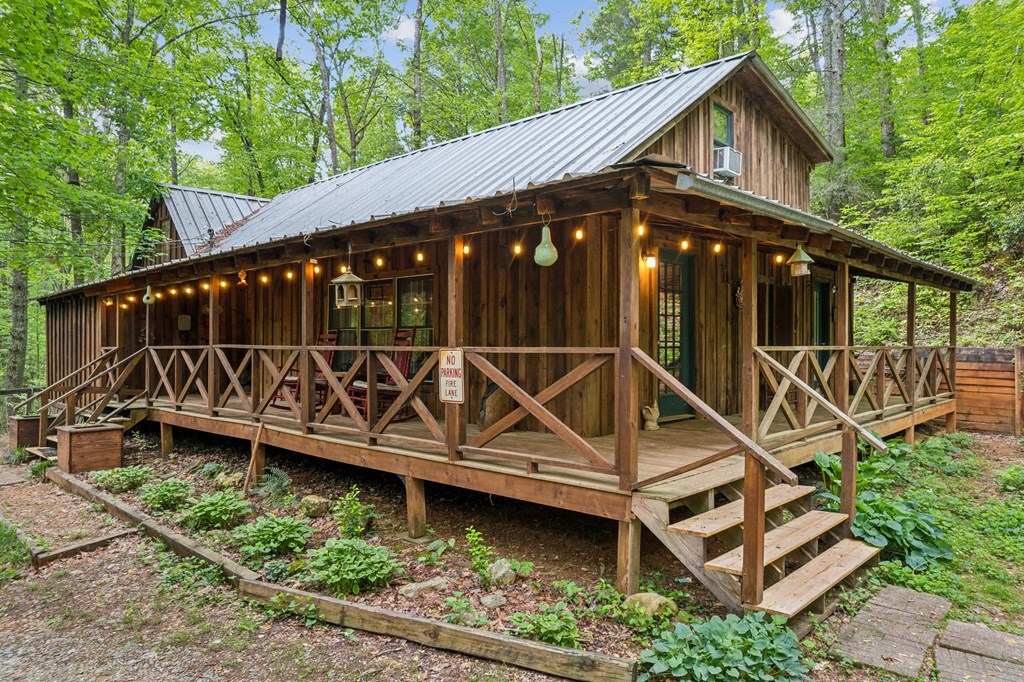 85 Clear Lake Court