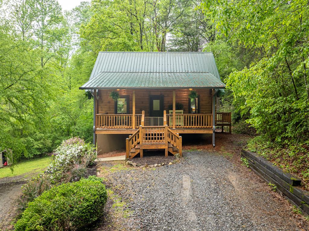 121 Farmstead Road
