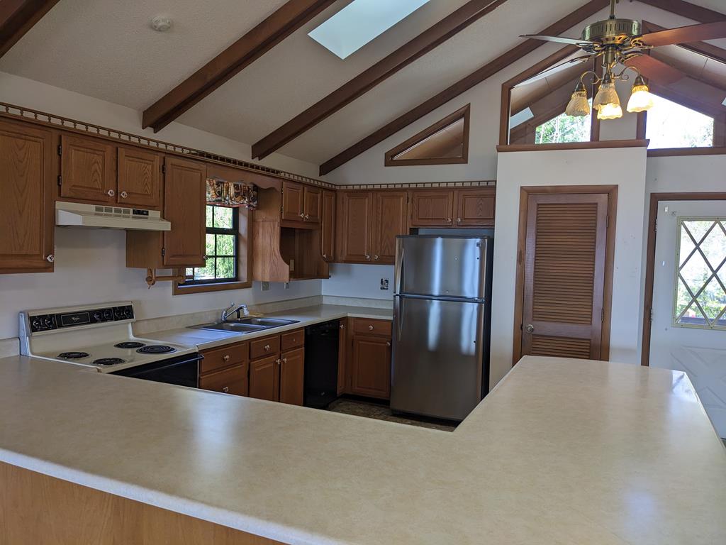 638 Caesars Cove Drive