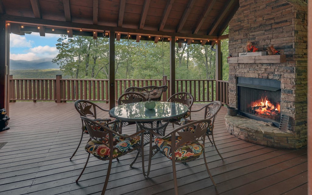 413 Laurel Hill Lane