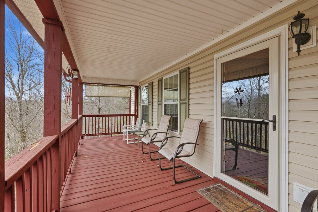 1914 Creekstone Lane