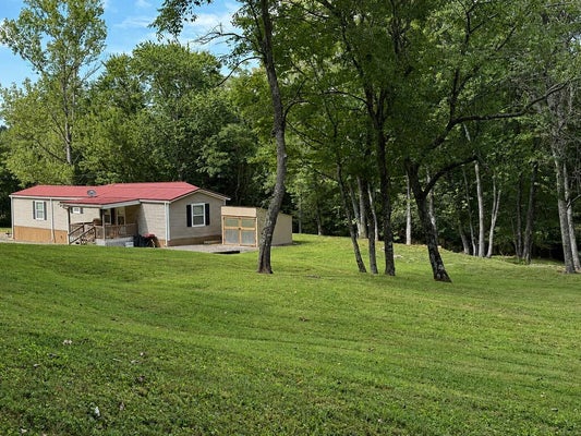 125 ALLEN RD, COPPERHILL, TN 37317 - Image 739d0b4e46d010ec8e9f766efefbaa0c/3981370846