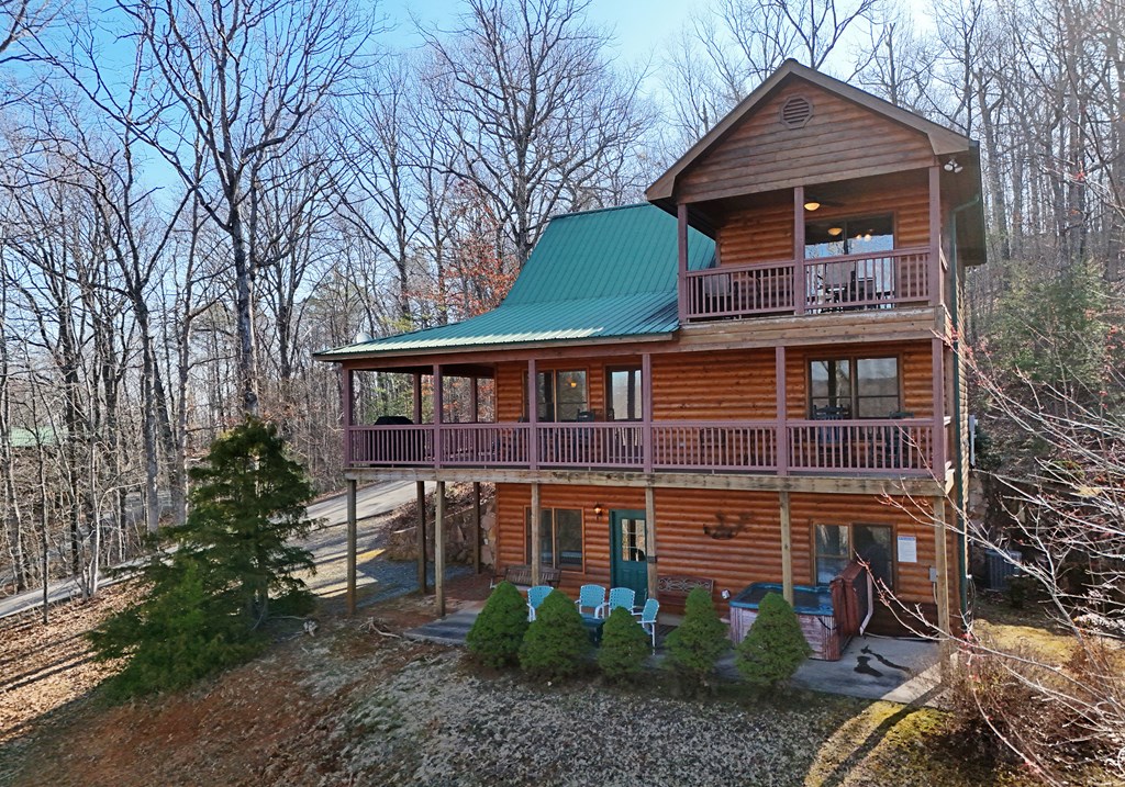 352 Sunrise Court
