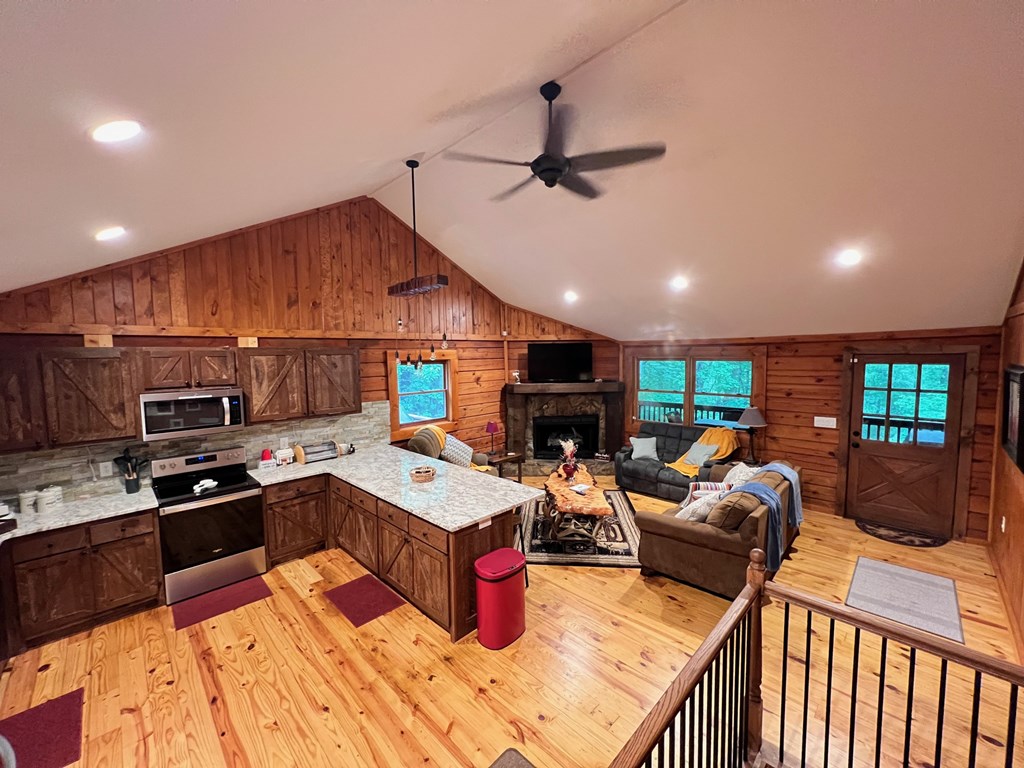 450 Mull Valley Road