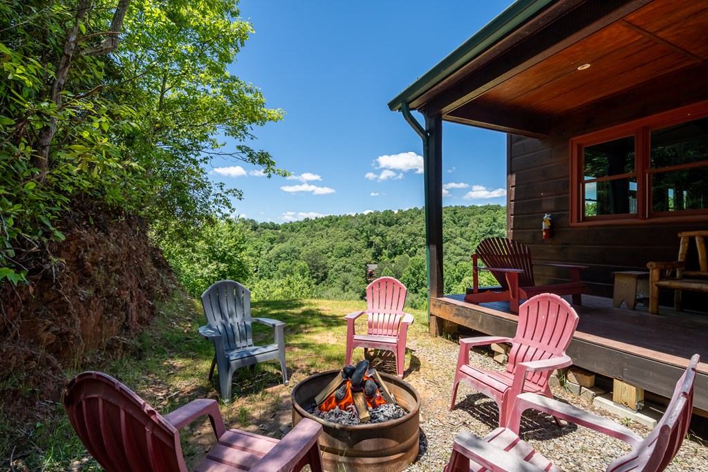 87 Riverview Circle