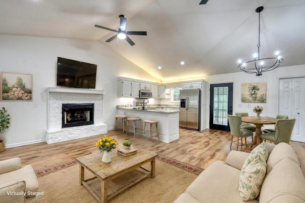 754 Honeysuckle Lane