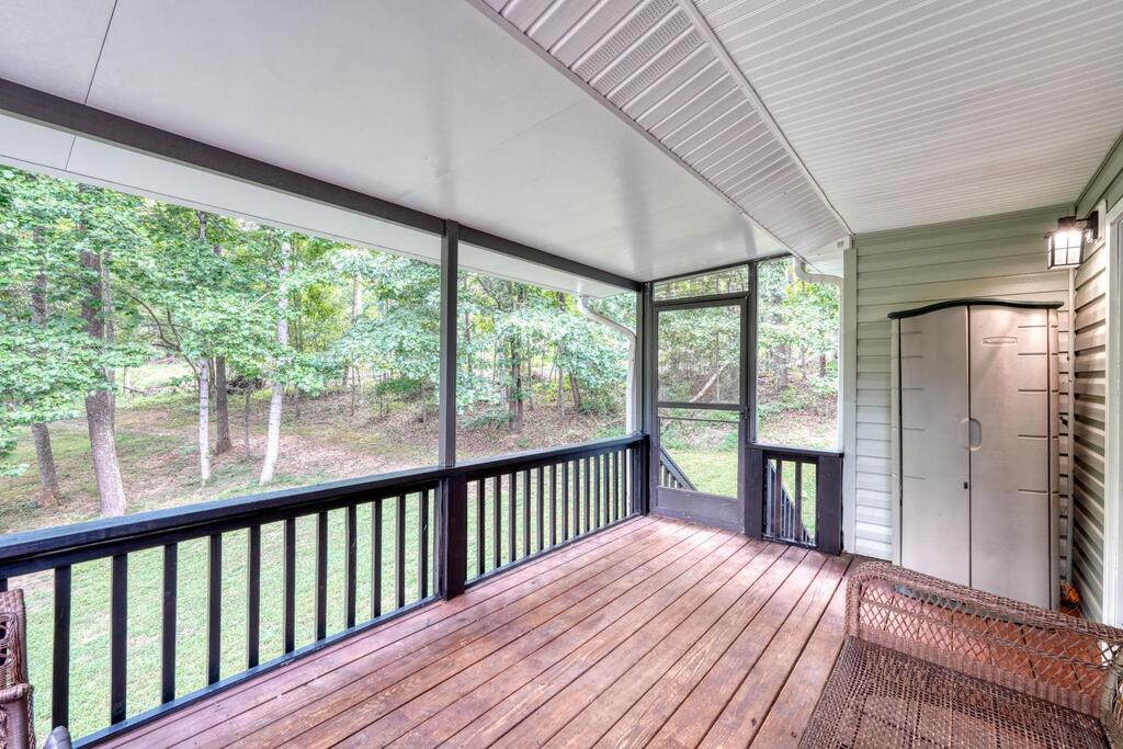 754 Honeysuckle Lane
