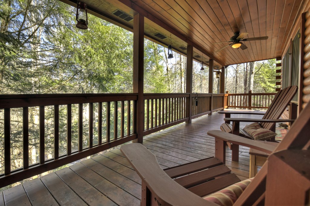 1480 Hidden Lake Drive