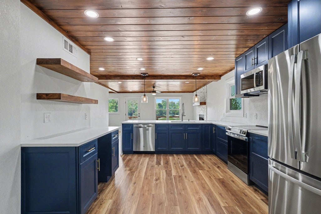 233 Bradshaw Road