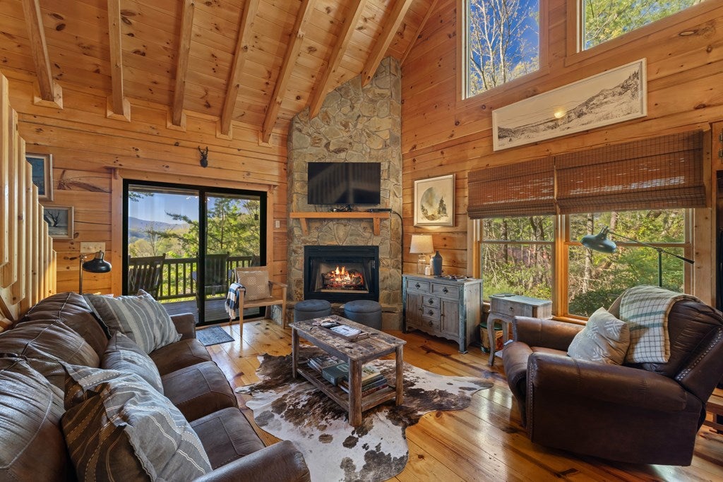 258 Dupont Drive