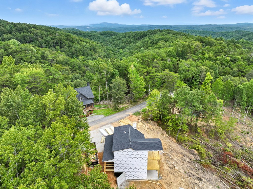 1373 Foxhound Trail Ne