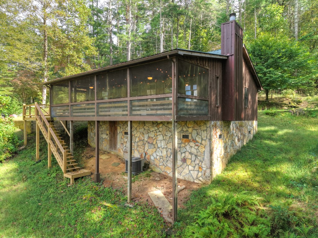 421 Salem Valley Road